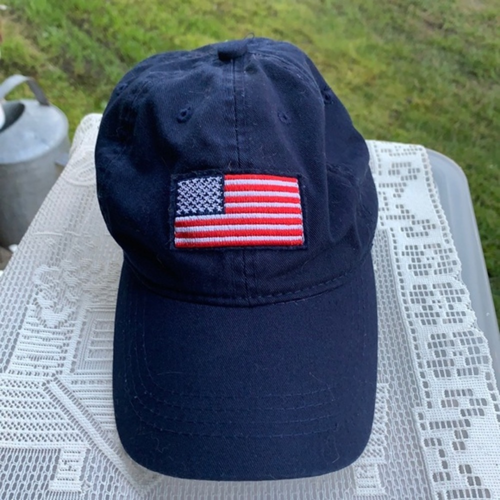 Old Navy Cap Pre Owned - Picture 3 of 5